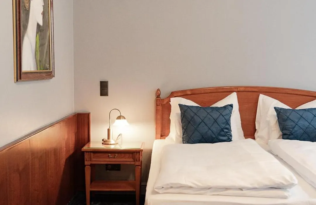 Hideauts Hotels Villa R-1